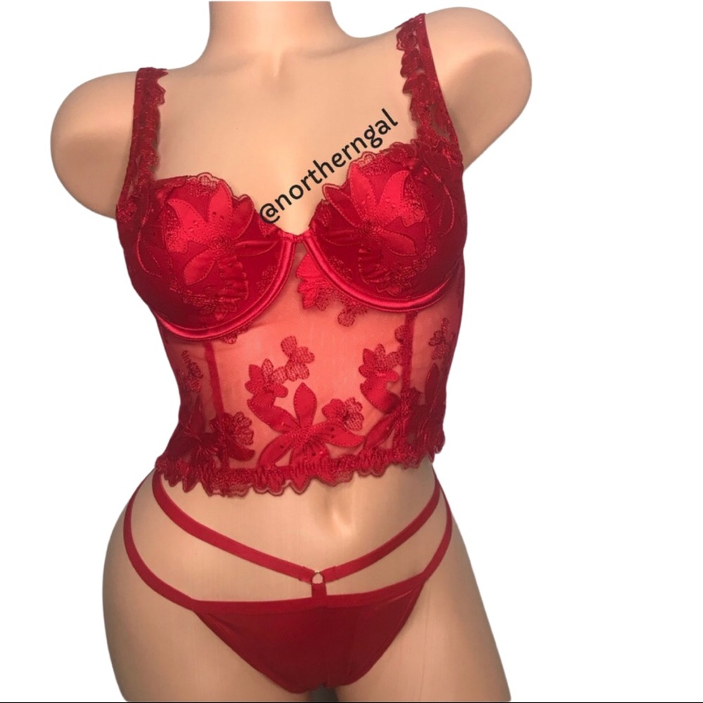 Victoria's Secret Luxe Lingerie Lightly Lined Floral Lace Bustier